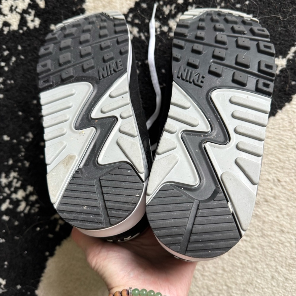Nike Air Max 90 Premium ‘Off Noir Particle Grey’ - Picture 5 of 7